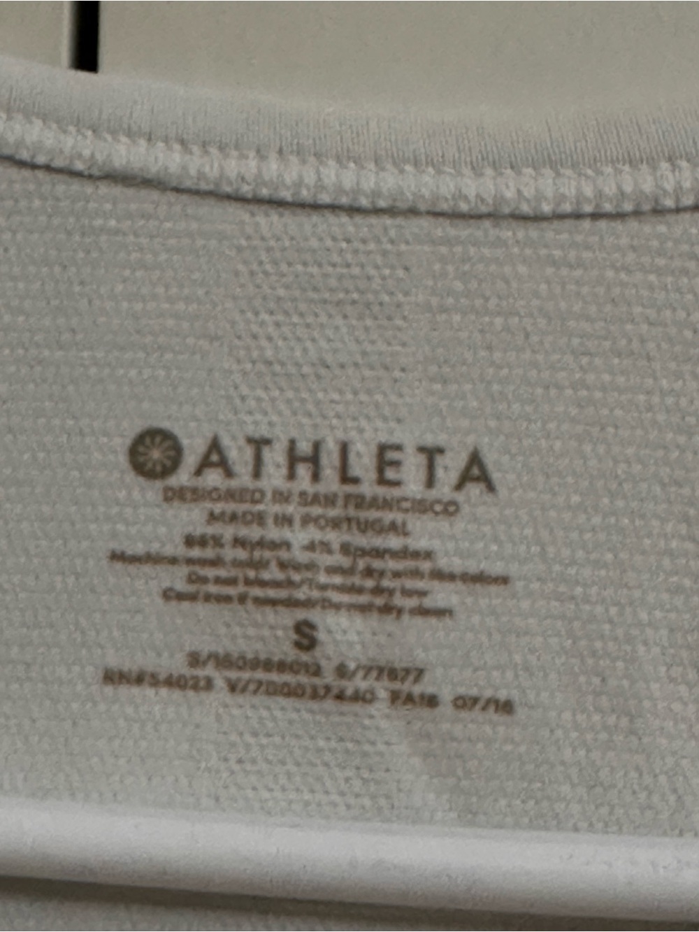 ATHLETA Renew Racerback Seamless Tank Top Small - Picture 2 of 13